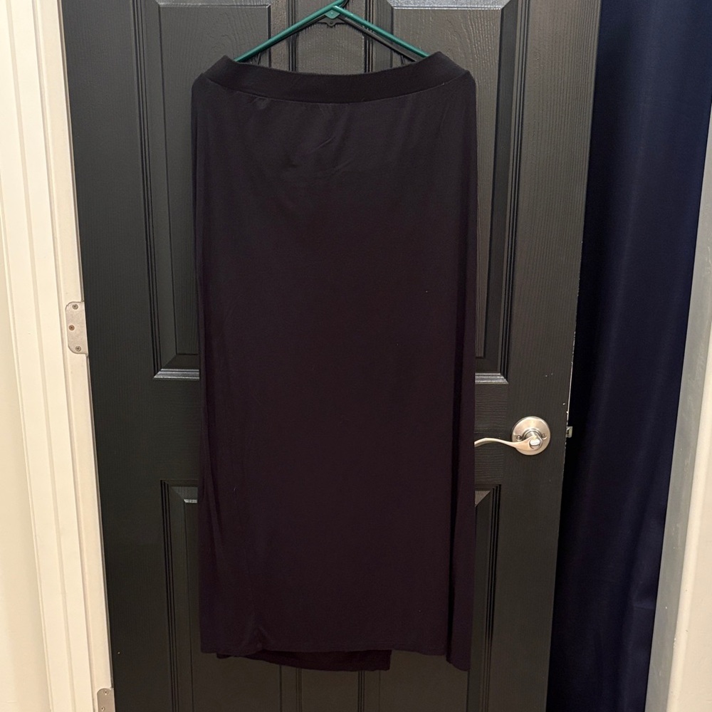 Apt. 9 Black Maxi Skirt with Elastic Waistband